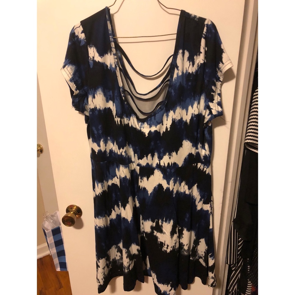 Blue and white tie-dye skater dress really soft
